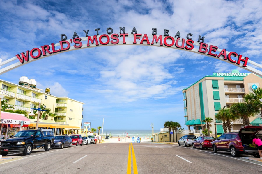 Quelles sont les plages populaires à Daytona Beach, Floride ?